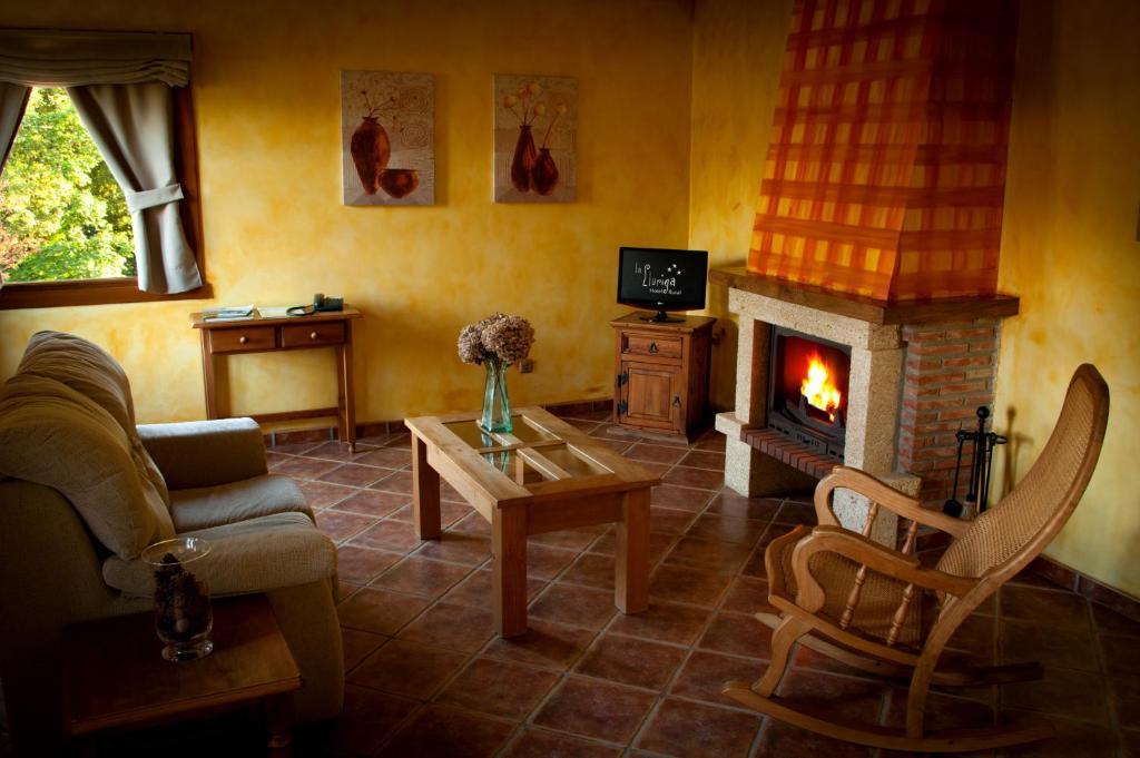 Hotel Rural La Lluriga La Galguera Quarto foto